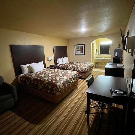 Giddings Executive Inn Exterior photo