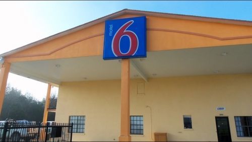 Giddings Executive Inn Exterior photo