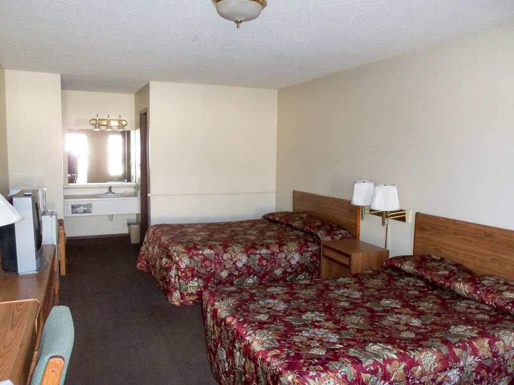 Giddings Executive Inn Room photo